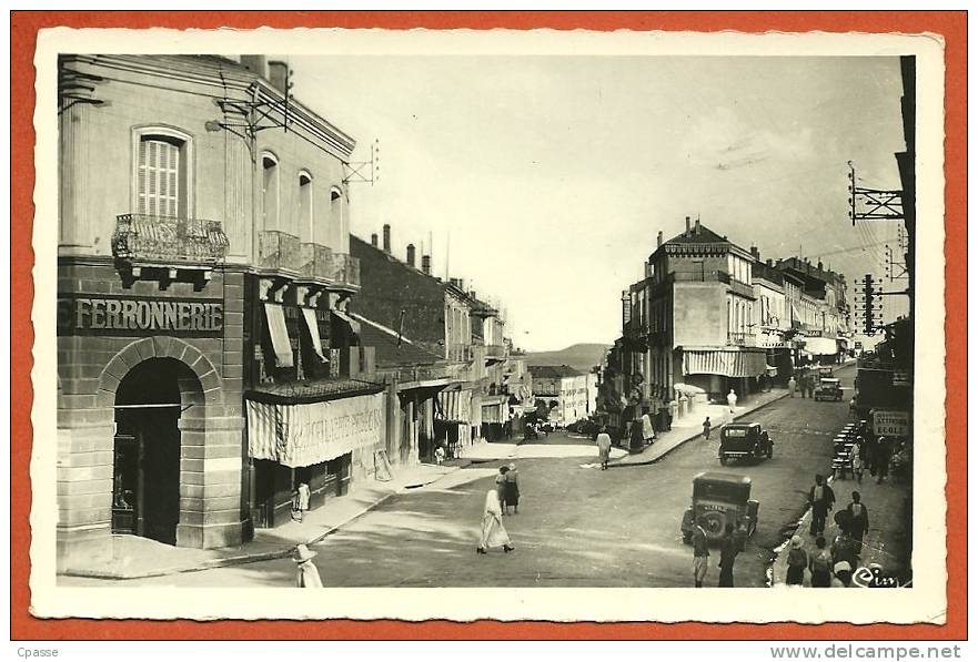 CPA Algérie TIARET (Oran) - La Rue Cambon et le Rue Bugeaud (Ferronnerie) ° Cim Combier