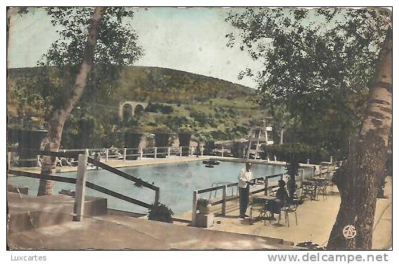 21. TIARET. LA PISCINE .