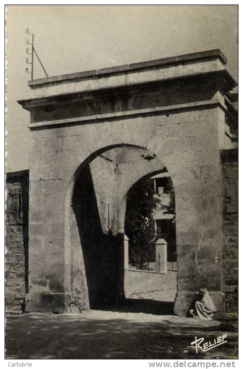 ALGERIE- TIARET-cpsm-Porte de la Redoute