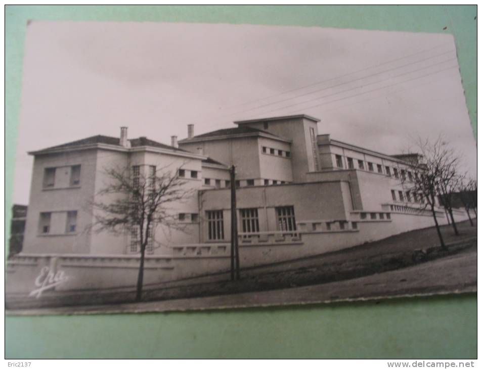 EL - VUE GENERALE DU COLLEGE MODERNE DE GARCONS..