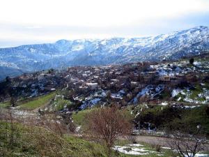 village d'Icellaten, Akbou