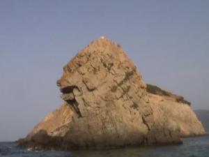 Le rocher dit \ Tete de lion\  à la fontaine romaine