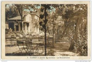 Tiaret (Algérie). Jardin Bouscarain. Le Boulodrome. CPA peu courante. Pas vue sur Delcampe