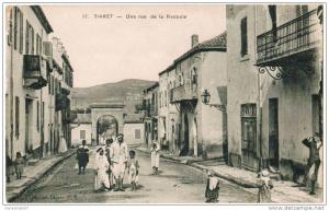 CPA ALGERIE - TIARET - Une rue de la Redoute - Coll. Idéale P.S. n°12 - 28/03/1917