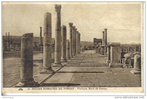 Timgad  portique nord du forum