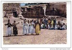 collection artistique  l´afrique  2100-danses d´ouleds naïls, carte voyagée en 1968 cachet tiaret