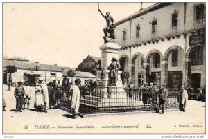 AFRIQUE. ALGERIE. TIARET. Vue sur Le Monument Lamoricière.