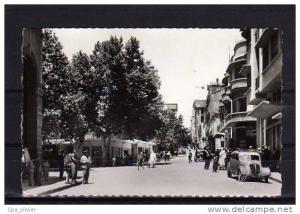 ALGERIE Tiaret Rue Albert Soler, bien animée, Peugeot 402, ed CAP 1510, CPSM 9x14, 1959