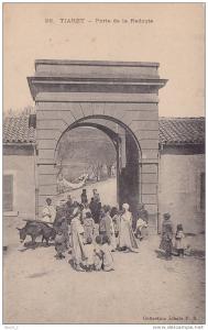 Tiaret.- (Algérie)   Porte de la Redoute  - (belle animation)
