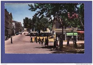 o 225)  TIARET  rue cambon animée  CPSM  (TTB état)