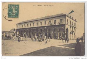 TIARET  Arcades Sobrero - magasin Félix Potin .