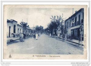 Tizi-Ouzou - rue principale - café Au Retour de la Kabylie - animée - n° 60 - pli - papier collé au dos