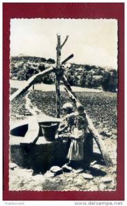 CPSM ALGÉRIE - DRAA EL MIZAN ( KABYLIE ) Un Puits et des Enfants - ALGERIA AFRICA AFRIQUE