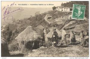 11 - TIZI OUZOU - HABITATIONS KABILES SUR LE BELOUA