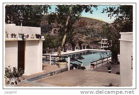 environs de tiaret - la piscine saint louis