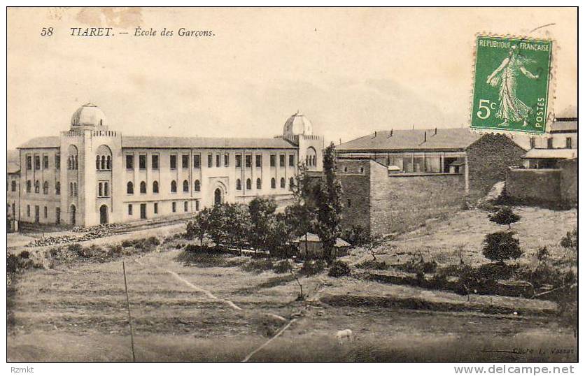 ALGERIE  TIARET  Ecole de Garçons  ..... ( Ref FA1355 )