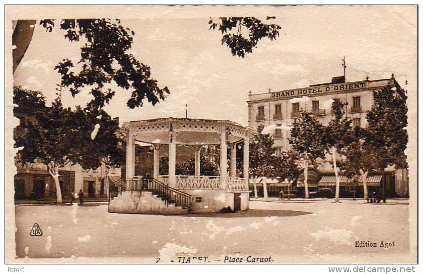 ALGERIE  TIARET  Place Carnot  ..... ( Ref FA1352 )