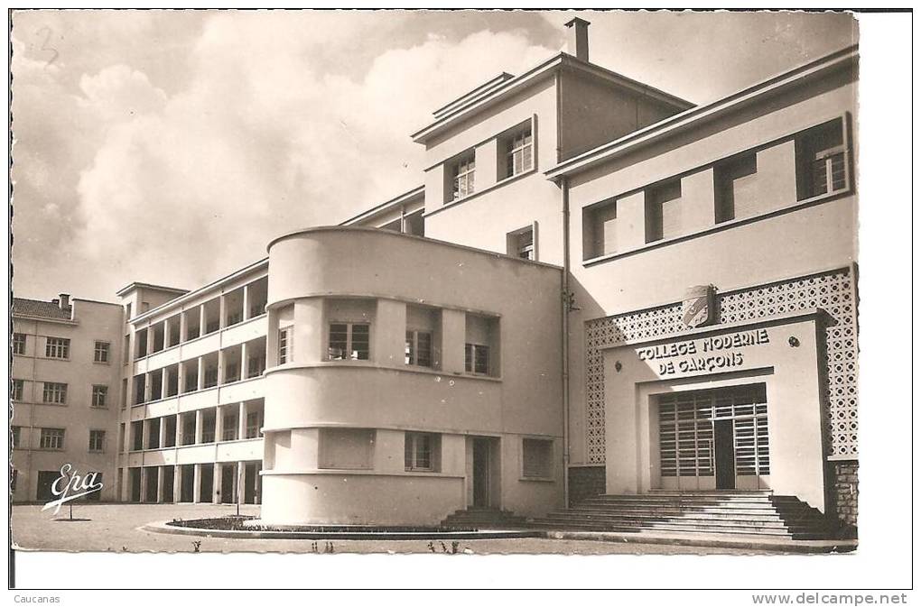 entree principale du college