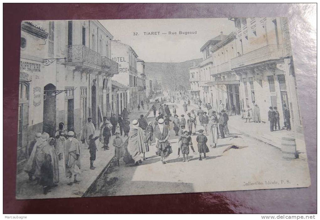 TIARET - Rue Bugeaud - Très animée