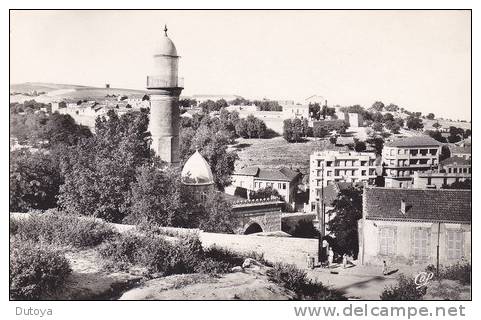 Tiaret - la Grande Mosquée et la Redoute .. début années 60