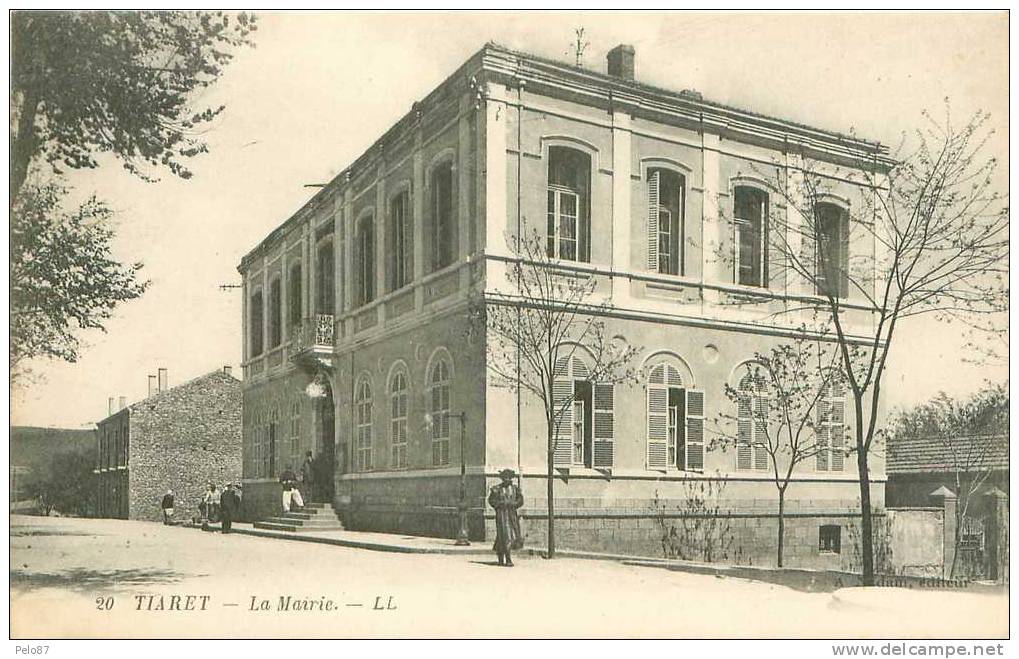 TOP CPA   Tiaret La Mairie  (animée)   B408