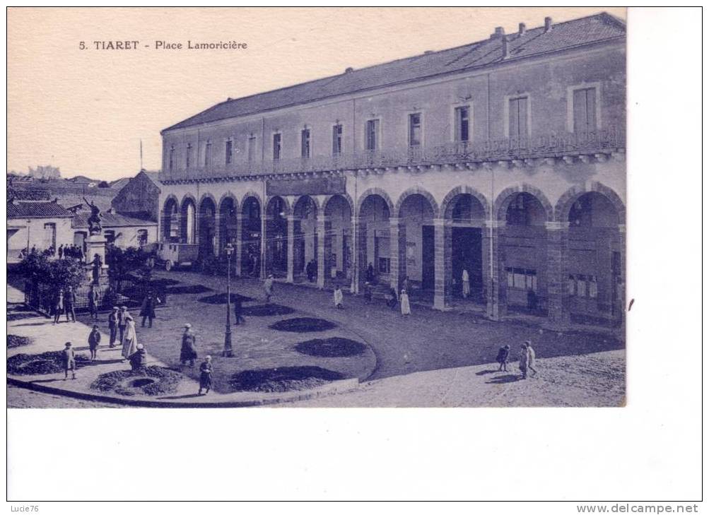 TIARET  -  Place Lamoricière - n° 5