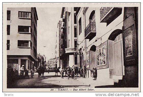 TIARET - Rue albert Soler - CINEMA - CPA TBon Etat (voir scan)