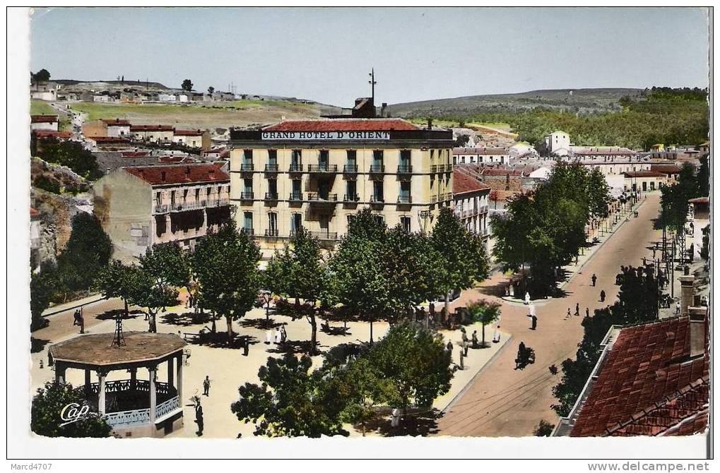TIARET Algérie La Place Carnot Grand Hotel D'orient editions D'Arts Carte dentelée