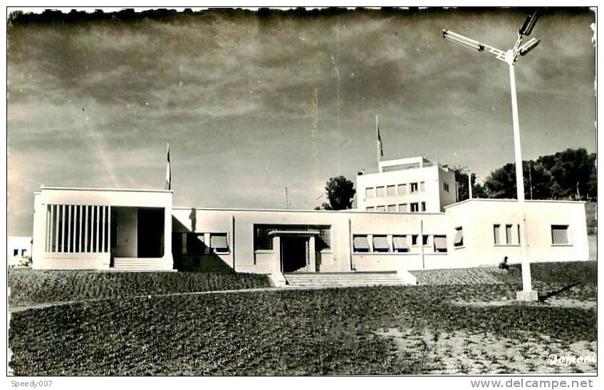 Belle CPSM format cpa   - Tizi Ouzou.La Nouvelle Préfecture. D 779