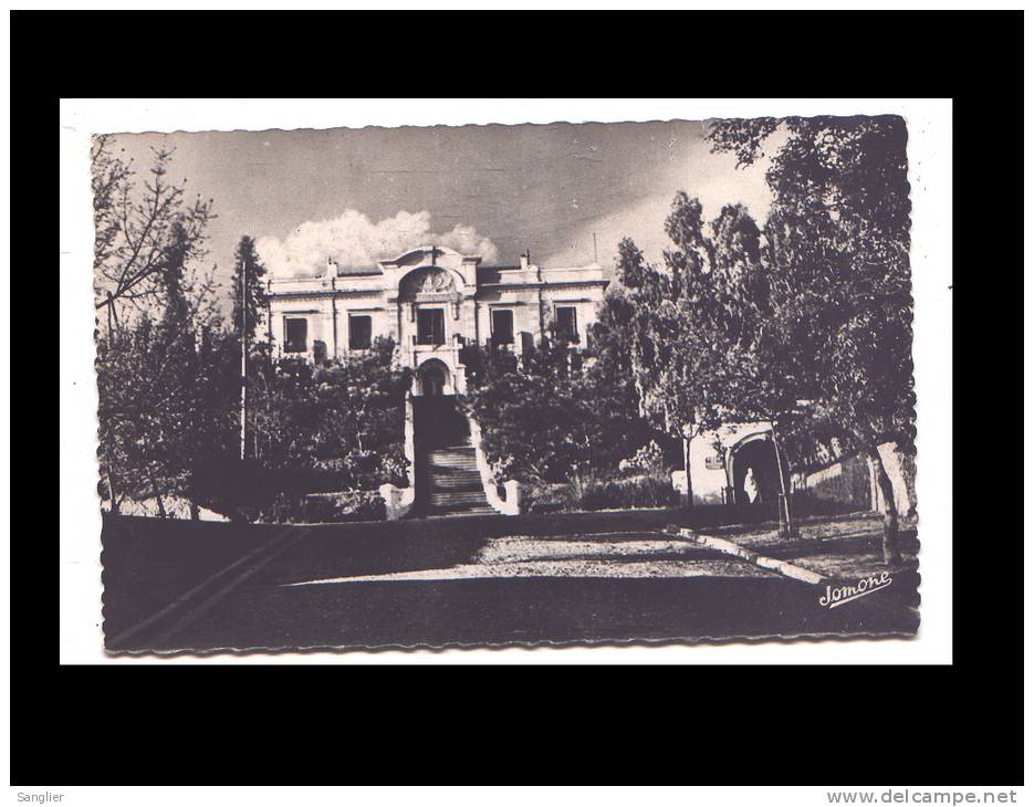 TIZI-OUZOU - LA SOUS-PREFECTURE