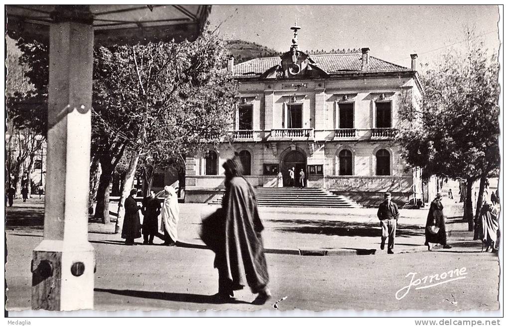TIZI-OUZOU - La gendarmerie