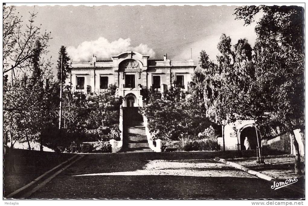 TIZI-OUZOU - La sous préfecture