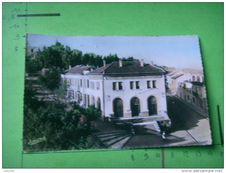 52 ) tizi ouzou  la poste  dentelee  2 trous agraphe