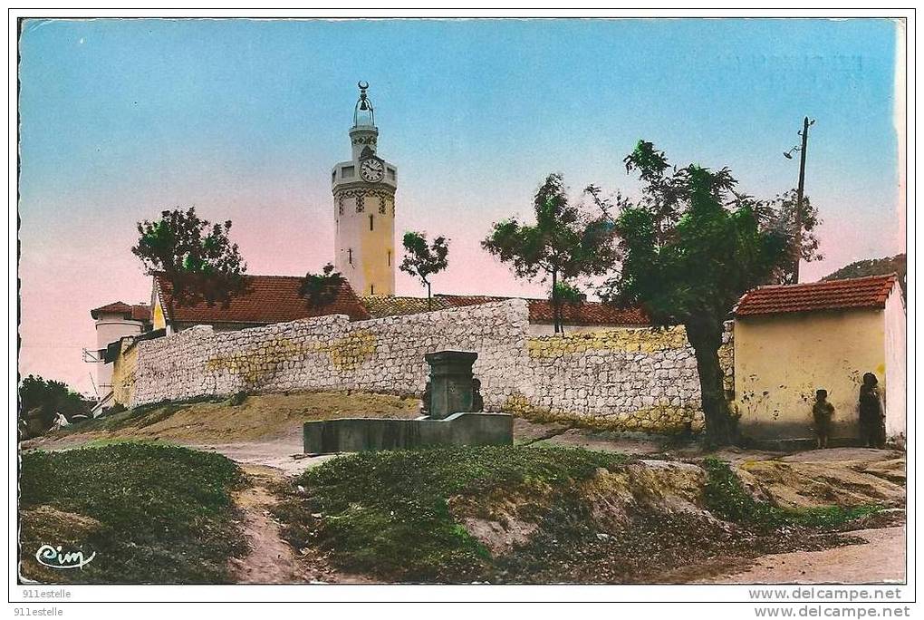 algérie -  TIZI - OUZOU - la mosquée lalla - saida (  voir le  verso timbre FM 1956 + cachet militaire  )