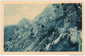 Algérie-(Tizi Ouzou) route de Tirourda Deuxième tunnel conduisant à l´Azeroun-Tokor-*PRIX FIXE