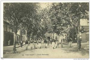 ALgérie - TIZI OUZOU -  ROUTE NATIONALE - belle animation de militaires - PHARMACIE-DROGUERIE -  COLL.IDEALE P.S