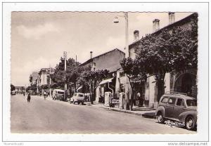CPSM 9x14cm de TIZI OUZOU Algérie - La grande rue   pompe à essence