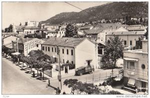 CPSM ALGERIE TIZI OUZOU Avenue F. Aillaud CAFE ( Pub BYRRH )  animation