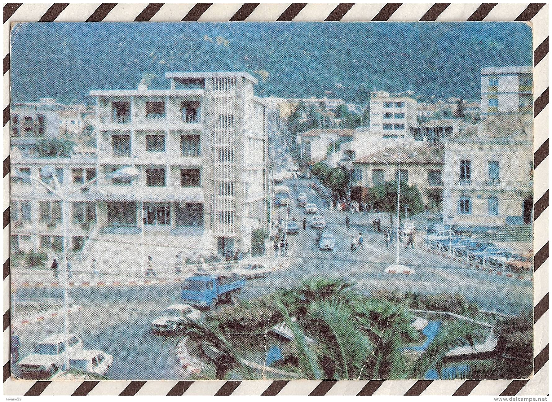 T924 ALGERIE TIZI OUZOU PLACE ABANE RAMDANE VOITURES 2 CV CAMION  2 SCANS