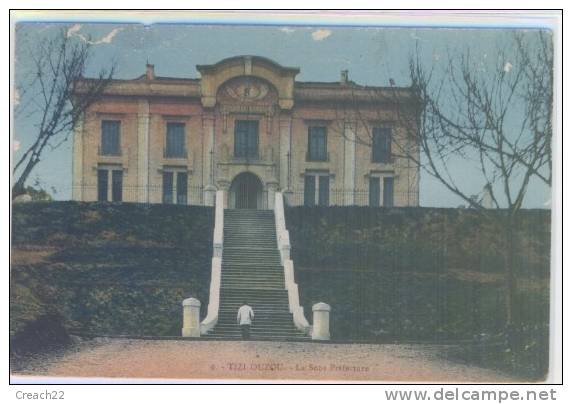 Etg Algérie Tizi Ouzou La Sous-Préfecture, légers arrachements visibles sur scann