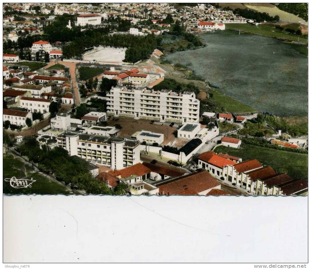 CPSM  PETIT FORMAT DENTELEE TIZI OUZOU ....VUE PANORAMIQUE AERIENNE