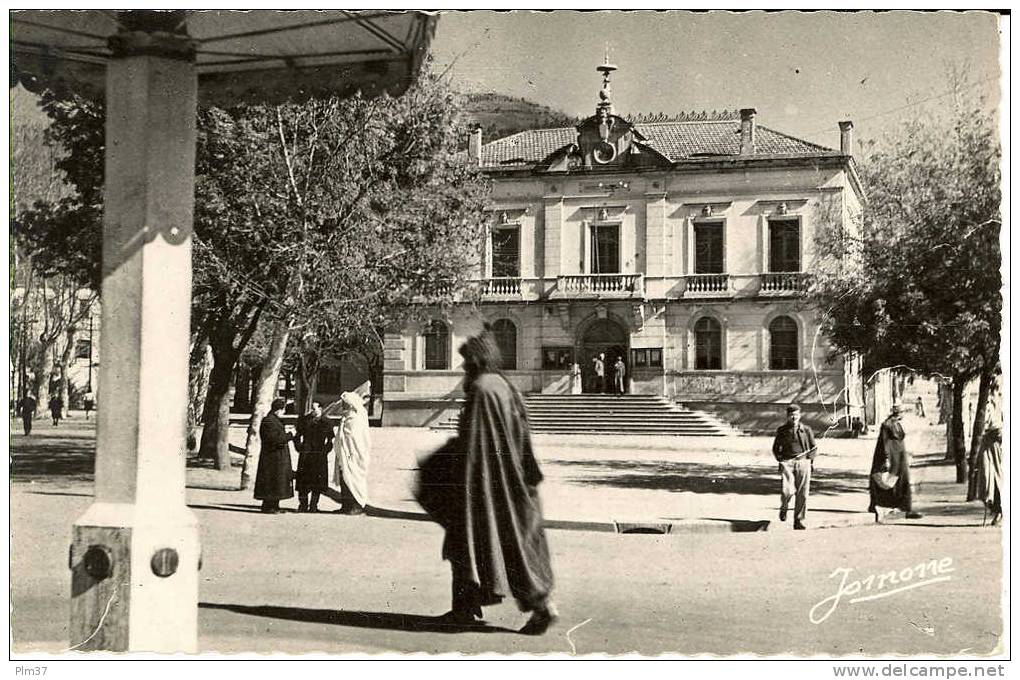 TIZI OUZOU - L'Hotel de Ville