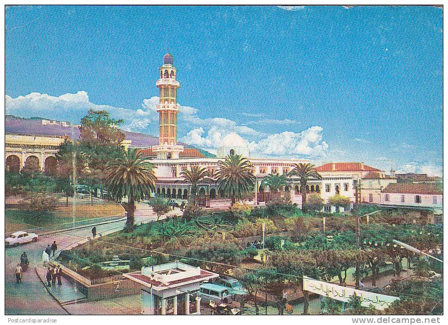 Tizi Ouzou - la Mosquee Rezki Cherfaoui