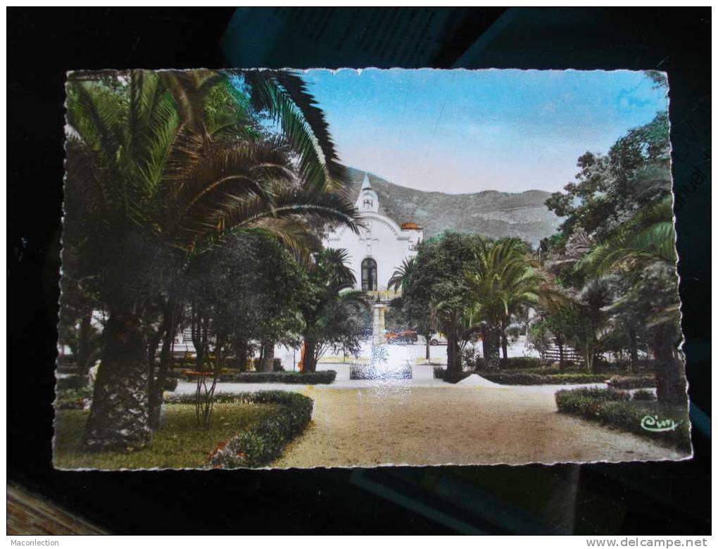 Tizi Ouzou  N°21 Eglise  Square et Monument aux Morts