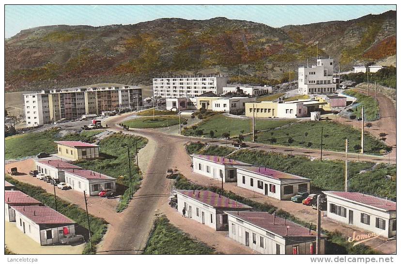 TIZI OUZOU (GRANDE KABYLIE) / NOUVELLE PREFECTURE ET LES HLM