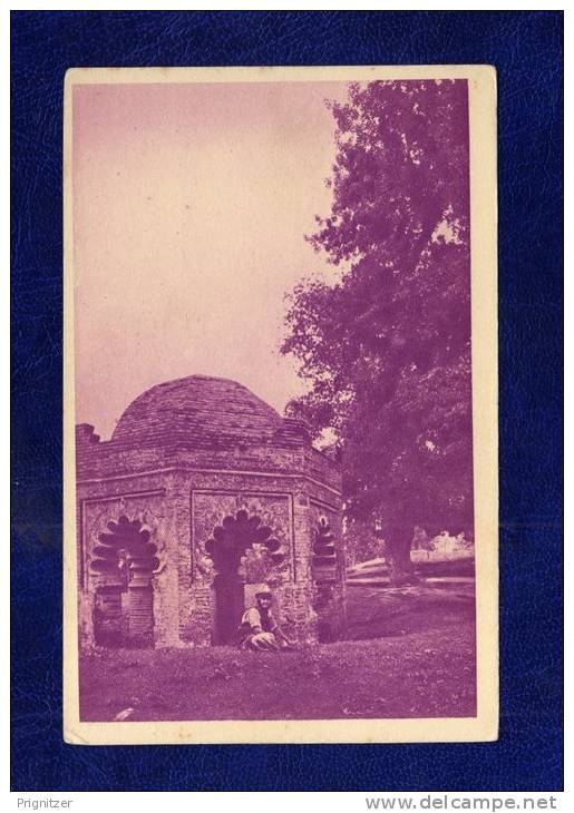 ALGERIE / ALGERIEN     Tlemcen  Tombeau de la Sultane