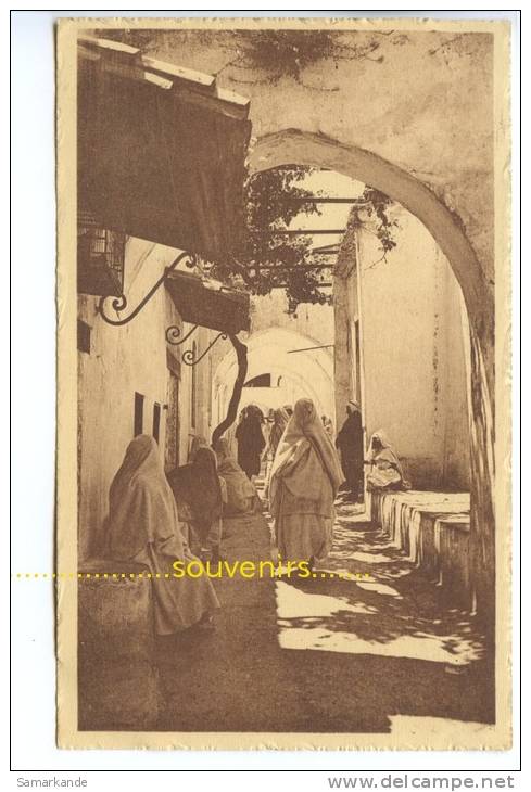 CPA   ALGERIE  TLEMCEN Passage de la Mosquée - ** prix nets **
