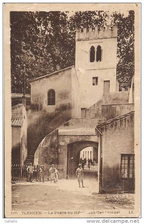 ALGERIE TLEMCEN LA PORTE DU MECHOUAR INTERIEUR CPA NO 105 ANIMEE
