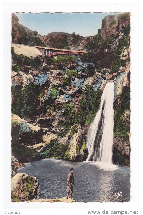 Tlemcen N°112 Cascades de l´Oued Mefrouch El Ourit en 1956 Voir ZOOM Personnage Franchise Militaire voir dos