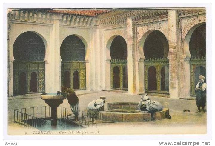 TLEMCEN, Algeria, 00-10s Cour de la Mosquee